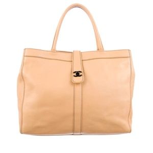 Vintage Chanel tote